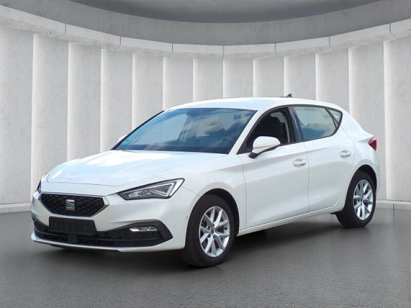 Weiss Gebraucht 2022 Seat Leon Style Limousine | 20.549 € (Teuer) - Bild 1/4