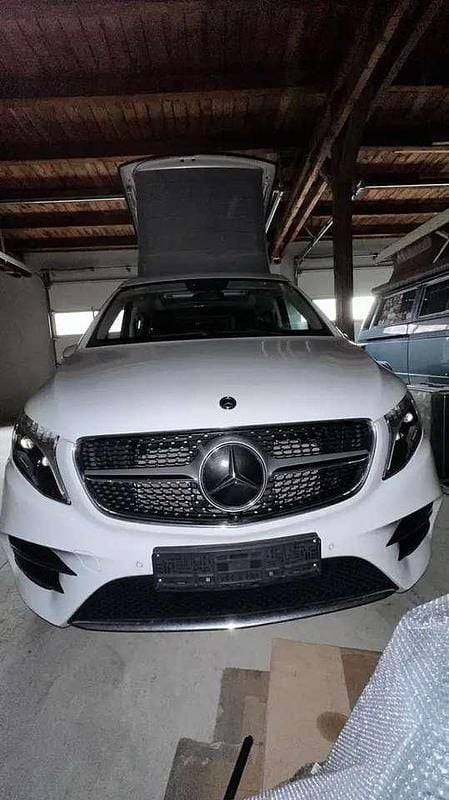 Weiß Gebraucht 2020 Mercedes V300 Marco Polo Van / Kleinbus | 58.850 € (Superpreis) - Bild 1/4