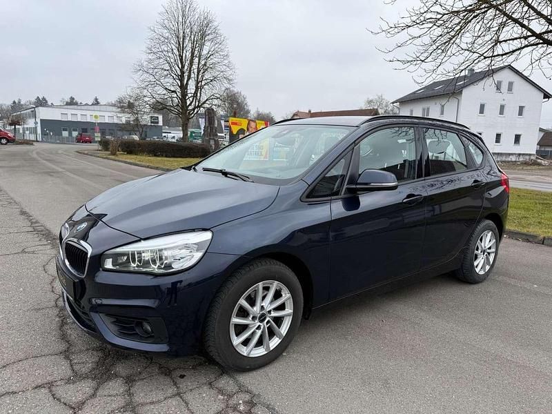 Gebraucht BMW 218 Advantage 150 PS (110 kW) 2016 Imperialblau Kombi