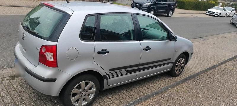 Gebraucht VW Polo 60 PS (44 kW) 2002 Silber Kleinwagen