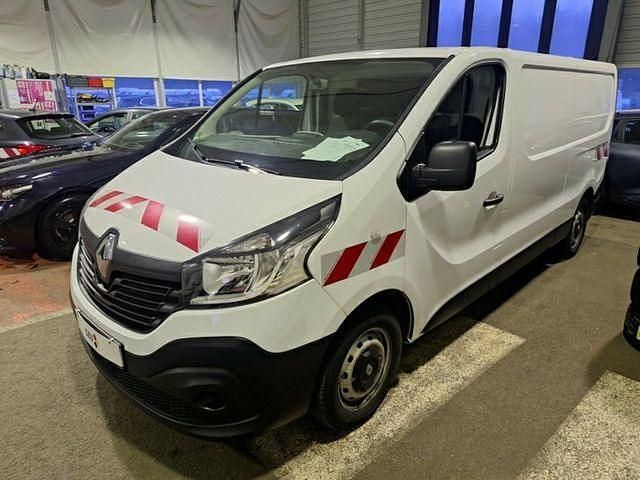 Gebraucht Renault Trafic 121 PS (88 kW) 2018 Weiß Van / Kleinbus