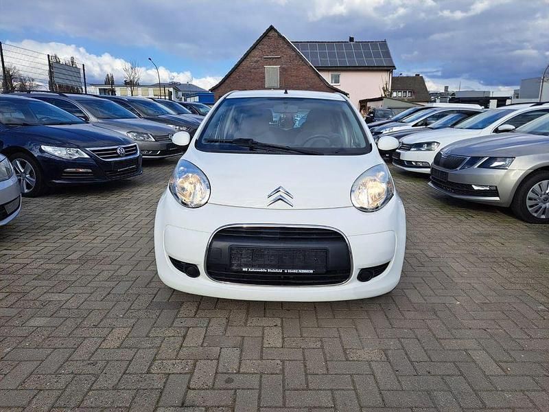 Gebraucht Citroën C1 Style 68 PS (50 kW) 2012 Weiß Kleinwagen