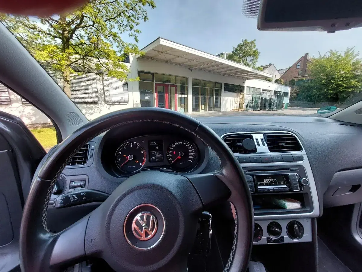 Occasion VW Polo Trendline 60 ch (44 kW) 2012 Gris Citadine
