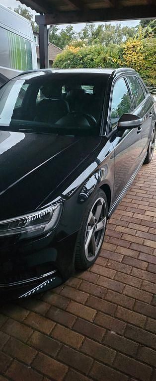 Schwarz Gebraucht 2017 Audi S3 Sport Limousine | 26.900 € (Fairer Preis) - Bild 1/4