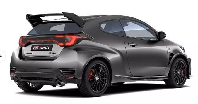 Silber Neu 2026 Toyota Yaris Aero | 51.550 € (Fairer Preis) - Bild 1/4