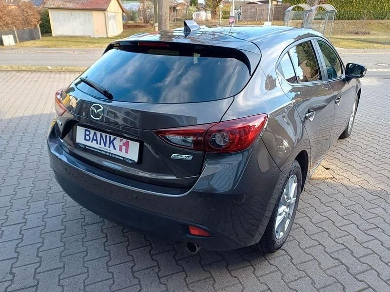 Gebraucht Mazda 3 Center-Line 120 PS (88 kW) 2016 Grau Limousine