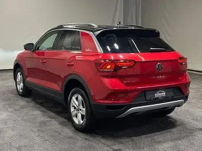 Gebraucht VW T-Roc Cabriolet Goal 150 PS (110 kW) 2025 Rot, SUV