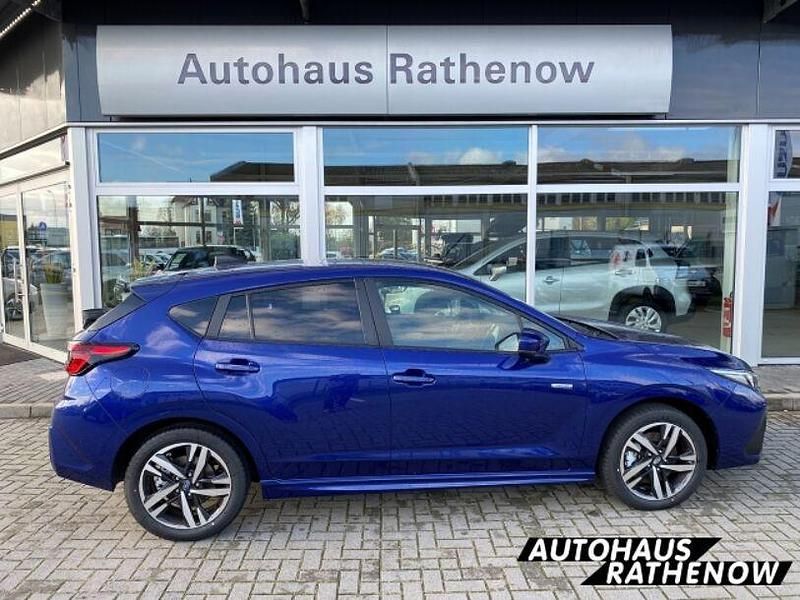 Neu Subaru Impreza Platinum 136 PS (100 kW) 2025 Blau Limousine