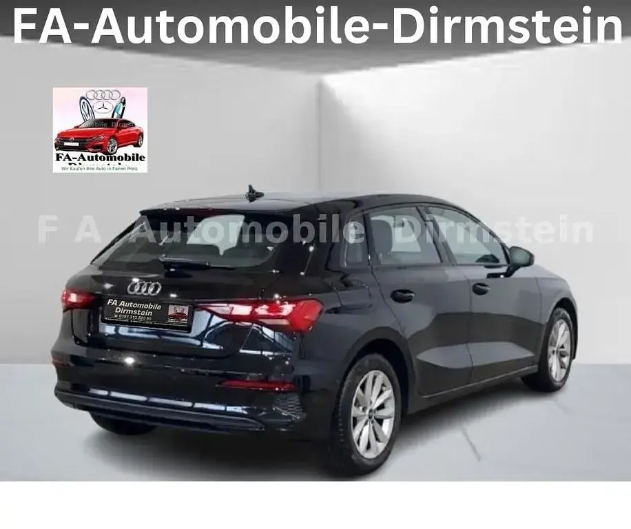 Gebraucht Audi A3 Sport 150 PS (110 kW) 2023 Schwarz Limousine