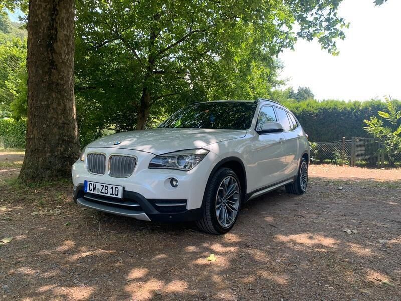 Weiß Gebraucht 2012 BMW X1 SUV | 10.400 € (Fairer Preis) - Bild 1/4