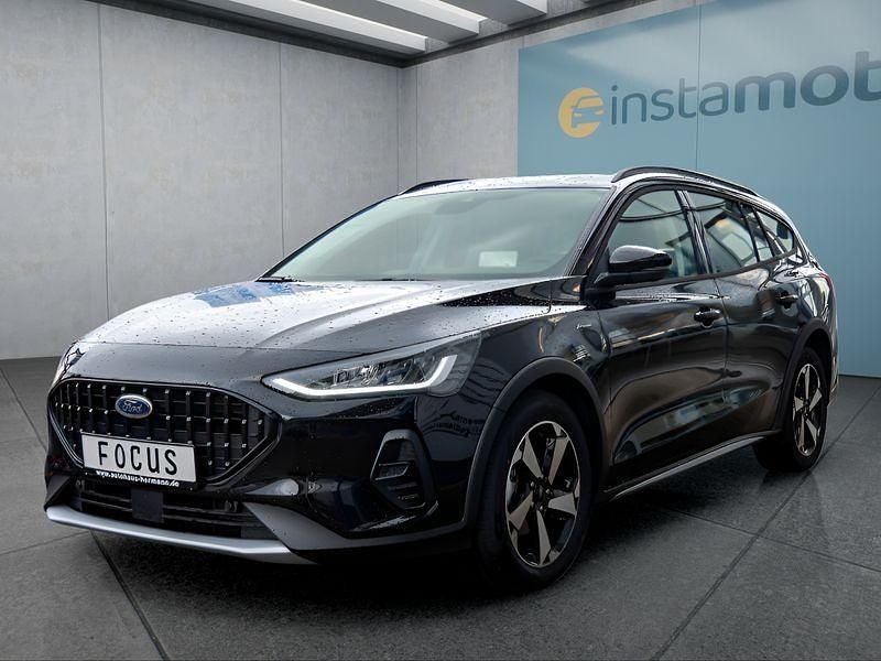 Schwarz Gebraucht 2023 Ford Focus Active Kombi | 33.649 € - Bild 1/4