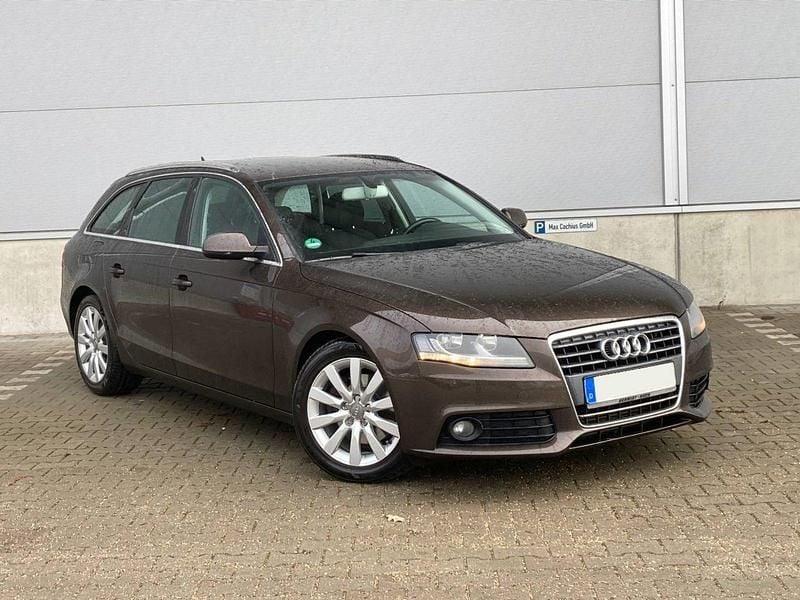 Gebraucht Audi A4 170 PS (125 kW) 2011 Braun Kombi