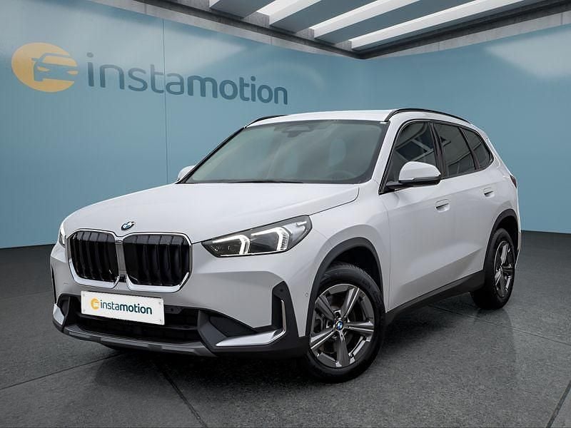 Weiß Gebraucht 2024 BMW X1 SUV | 40.699 € (Guter Preis) - Bild 1/4