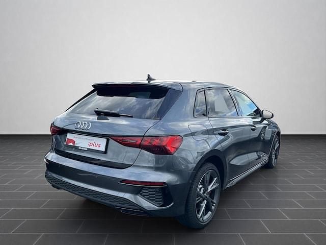 Gebraucht Audi A3 Sportback e-tron Ambiente 245 PS (180 kW) 2022 Daytonagrau perleffekt (metallic) Kleinwagen