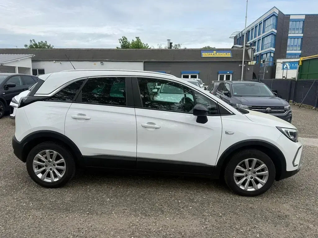 Gebraucht Opel Crossland Elegance 120 PS (88 kW) 2022 Weiß SUV