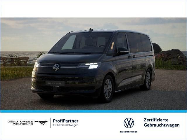 Deep black perleffekt Gebraucht 2024 VW T7 Life Van | 49.690 € (Superpreis) - Bild 1/4