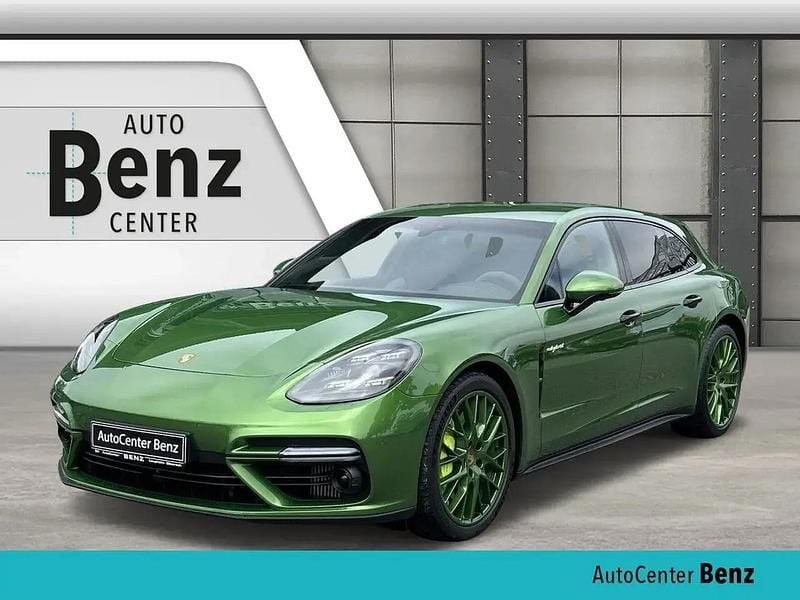 Grün Gebraucht 2019 Porsche Panamera S E-Hybrid Sport Turismo Limousine | 81.990 € (Fairer Preis) - Bild 1/4