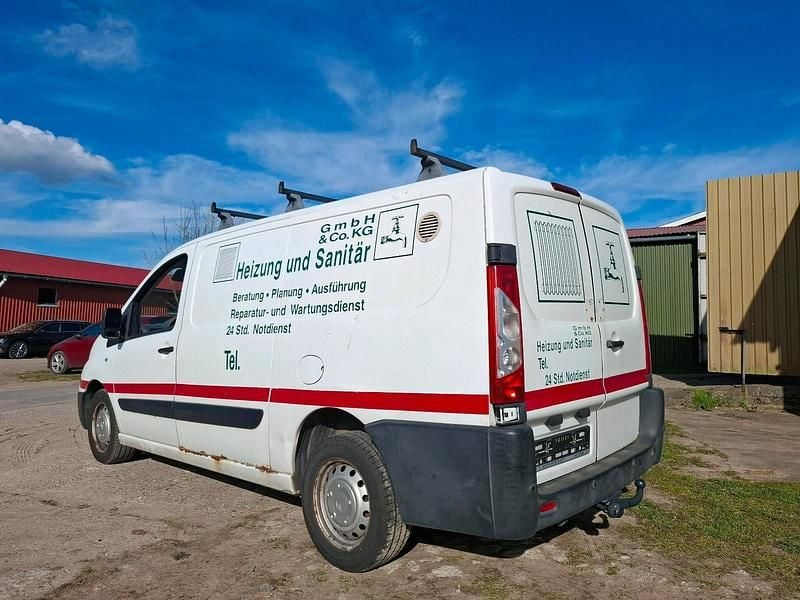 Second-hand Citroën Jumpy 128 CP (94 kW) 2014 Alb Monovolum