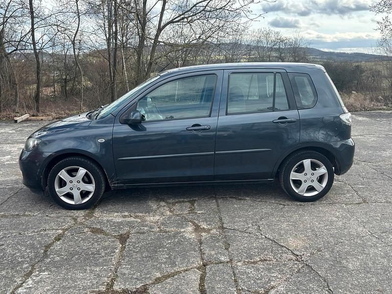 Gebraucht Mazda 2 80 PS (58 kW) 2005 Grau Kleinwagen