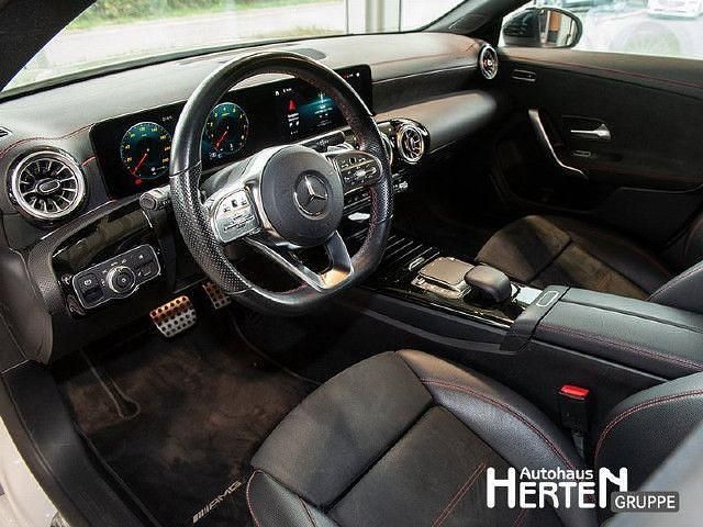 Gebraucht 2021 Mercedes CLA250 Shooting Brake Kombi | 34.900 € (Teuer) - Bild 1/4
