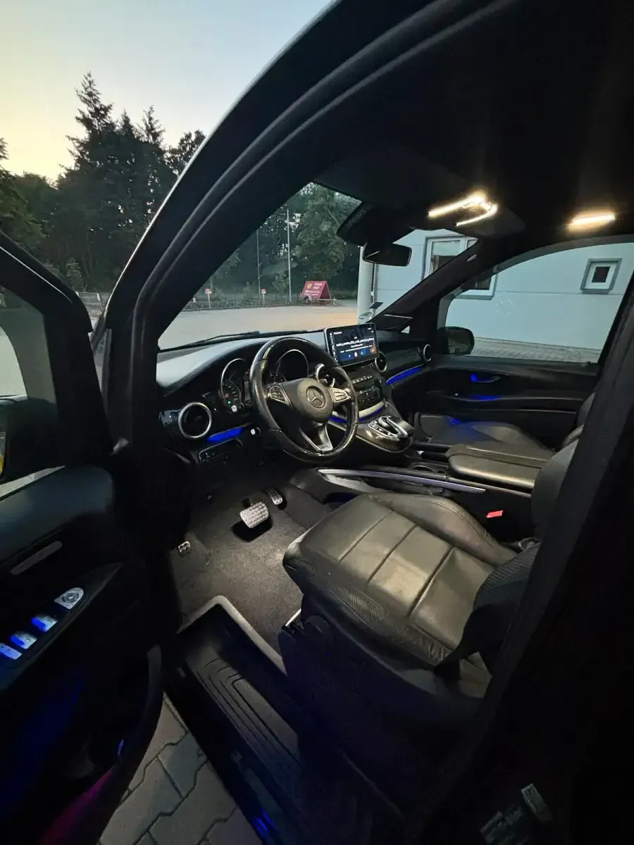 Gebraucht Mercedes Vito 170 PS (125 kW) 2016 Schwarz Van