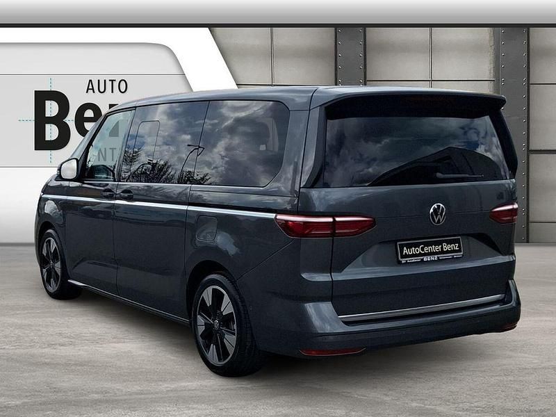 Neu VW Multivan Comfortline 150 PS (110 kW) 2025 Indiumgrau Van