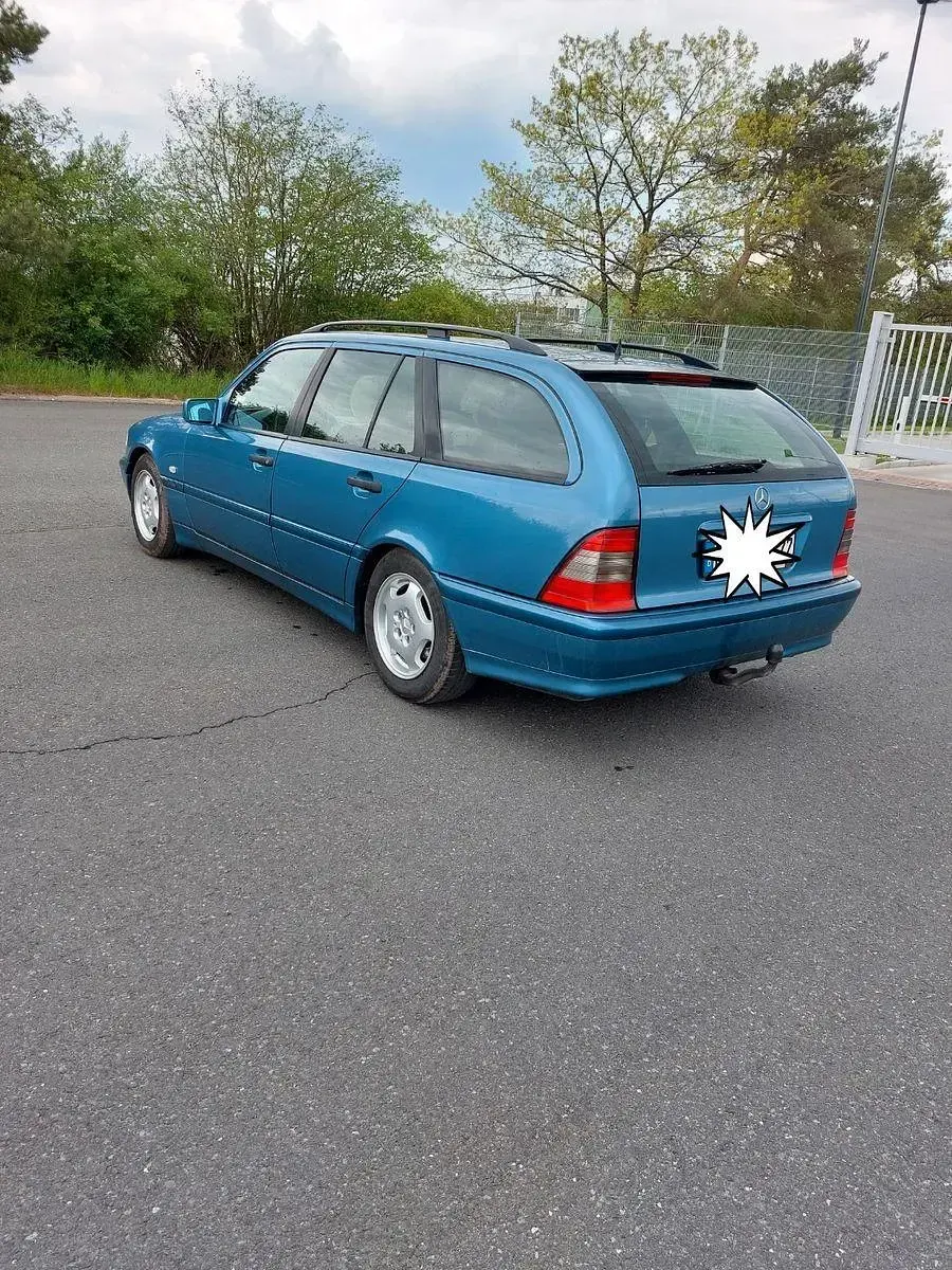 Gebraucht Mercedes C200 102 PS (75 kW) 1999 Blau Limousine