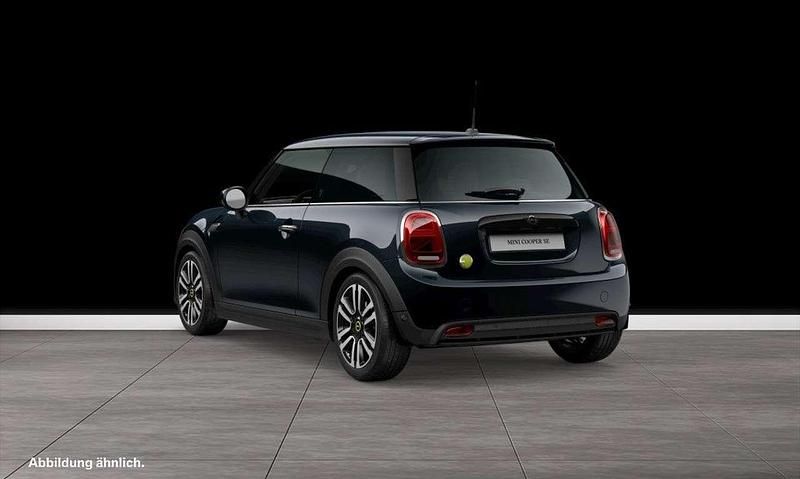 Gebraucht Mini Cooper SE Hatch 135 kW (184 PS) 2023 Blau Kleinwagen