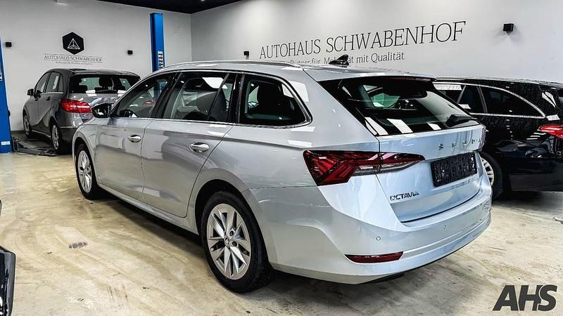 Gebraucht Skoda Octavia Style 150 PS (110 kW) 2023 Silber Limousine