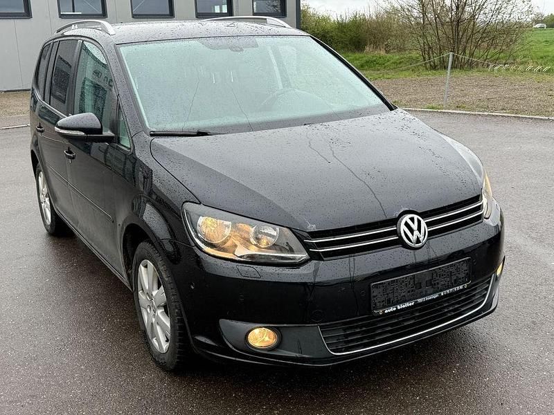Gebraucht VW Touran Style 140 PS (102 kW) 2011 Schwarz Van / Kleinbus