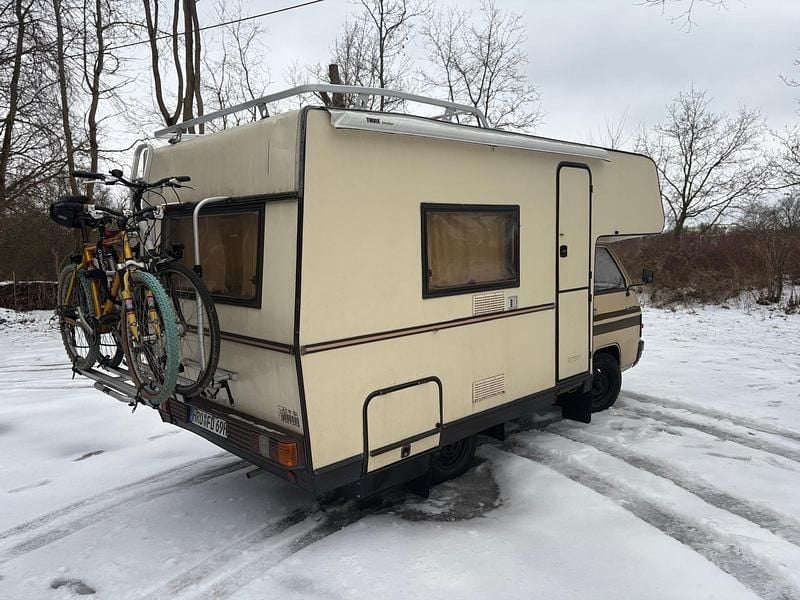 Gebraucht Mitsubishi L300 68 PS (50 kW) 1984 Beige Van