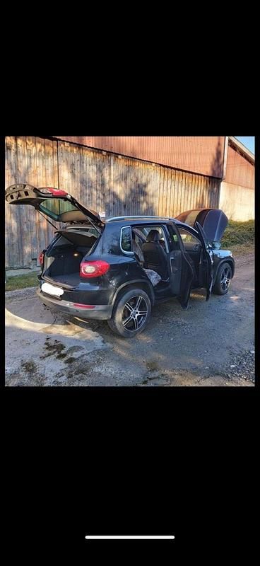 Gebraucht VW Tiguan 140 PS (102 kW) 2009 Schwarz SUV
