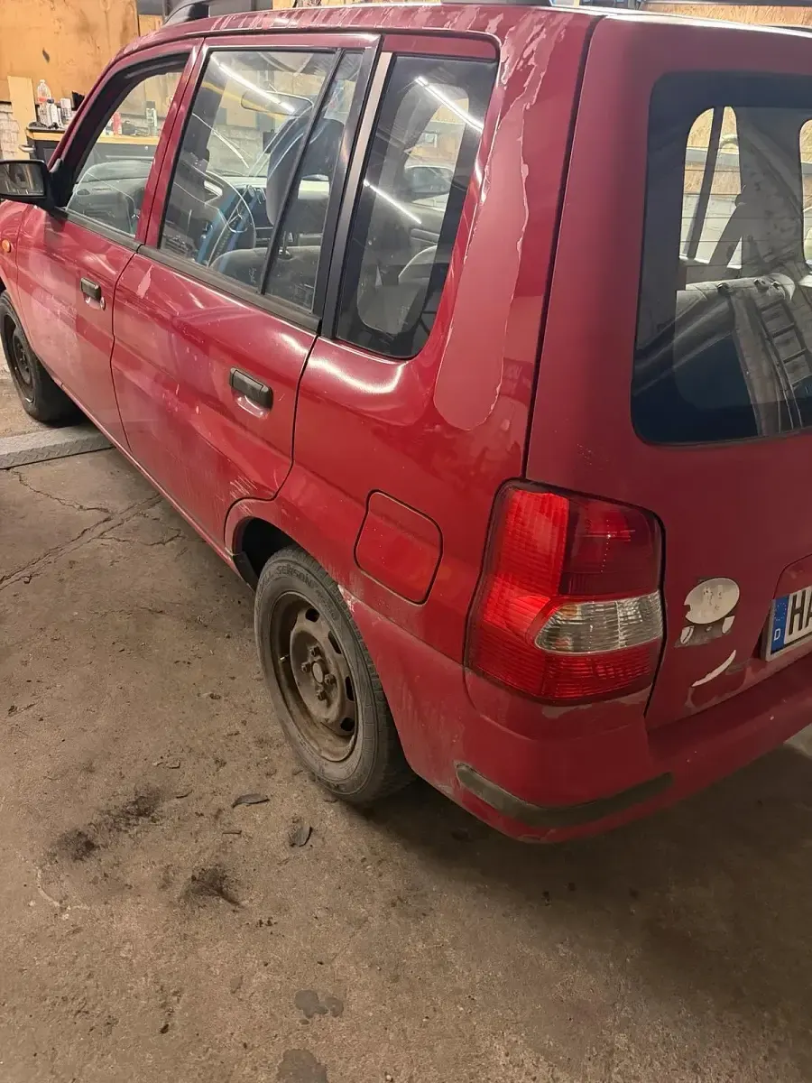 Gebraucht Mazda Demio 63 PS (46 kW) 2001 Rot Kleinwagen
