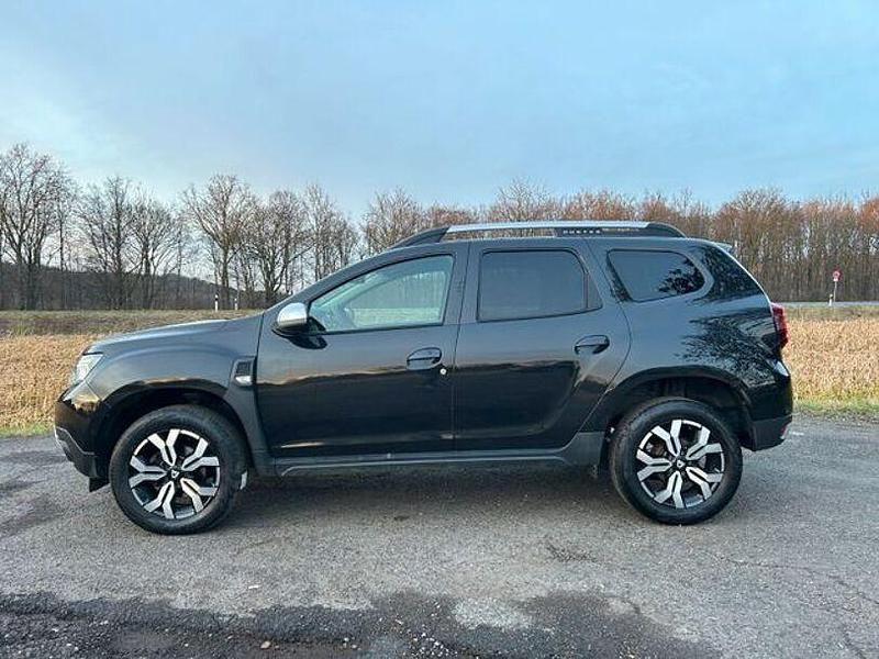 Gebraucht Dacia Duster Prestige 131 PS (96 kW) 2022 Schwarz SUV