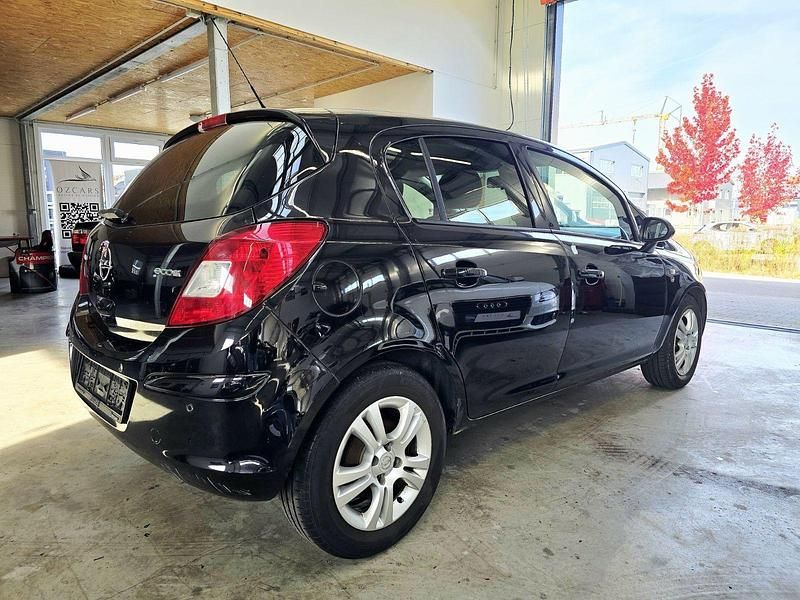 Gebraucht Opel Corsa 86 PS (63 kW) 2010 Schwarz Kleinwagen