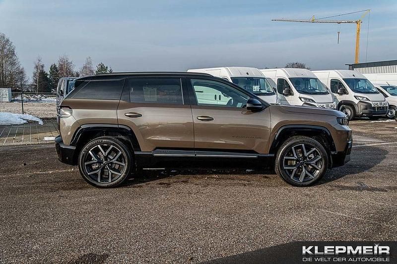 Neu Jeep Compass Summit 156 kW (213 PS) 2026 Schwarz SUV