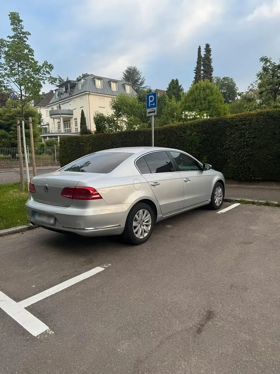 Używany VW Passat 122 KM (89 kW) 2013 Szary Sedan/Limuzyna