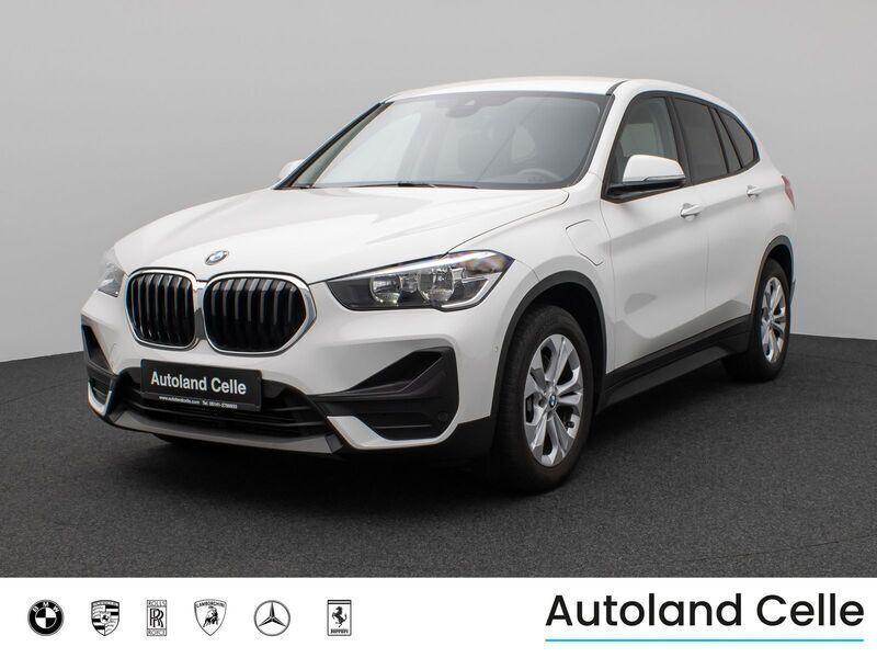 Weiß Gebraucht 2021 BMW X1 Advantage SUV | 22.999 € (Guter Preis) - Bild 1/4