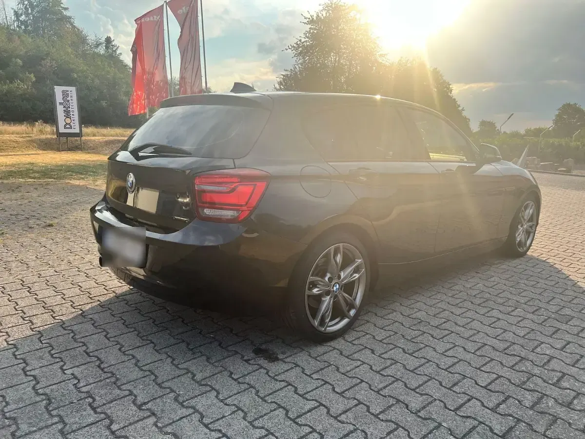 Gebraucht BMW 116 Efficient Dynamics 116 PS (85 kW) 2013 Schwarz Kleinwagen