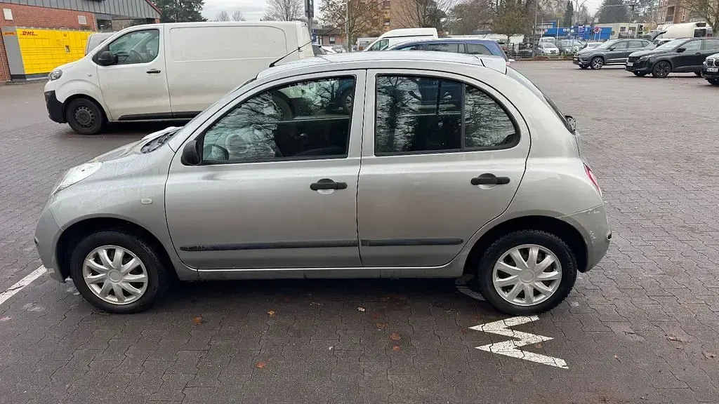 Gebraucht Nissan Micra 65 PS (47 kW) 2006 Silber Limousine