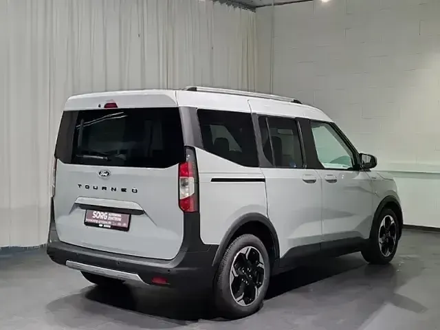 Gebraucht Ford Tourneo Courier Active 125 PS (91 kW) 2025 Grau Van / Kleinbus