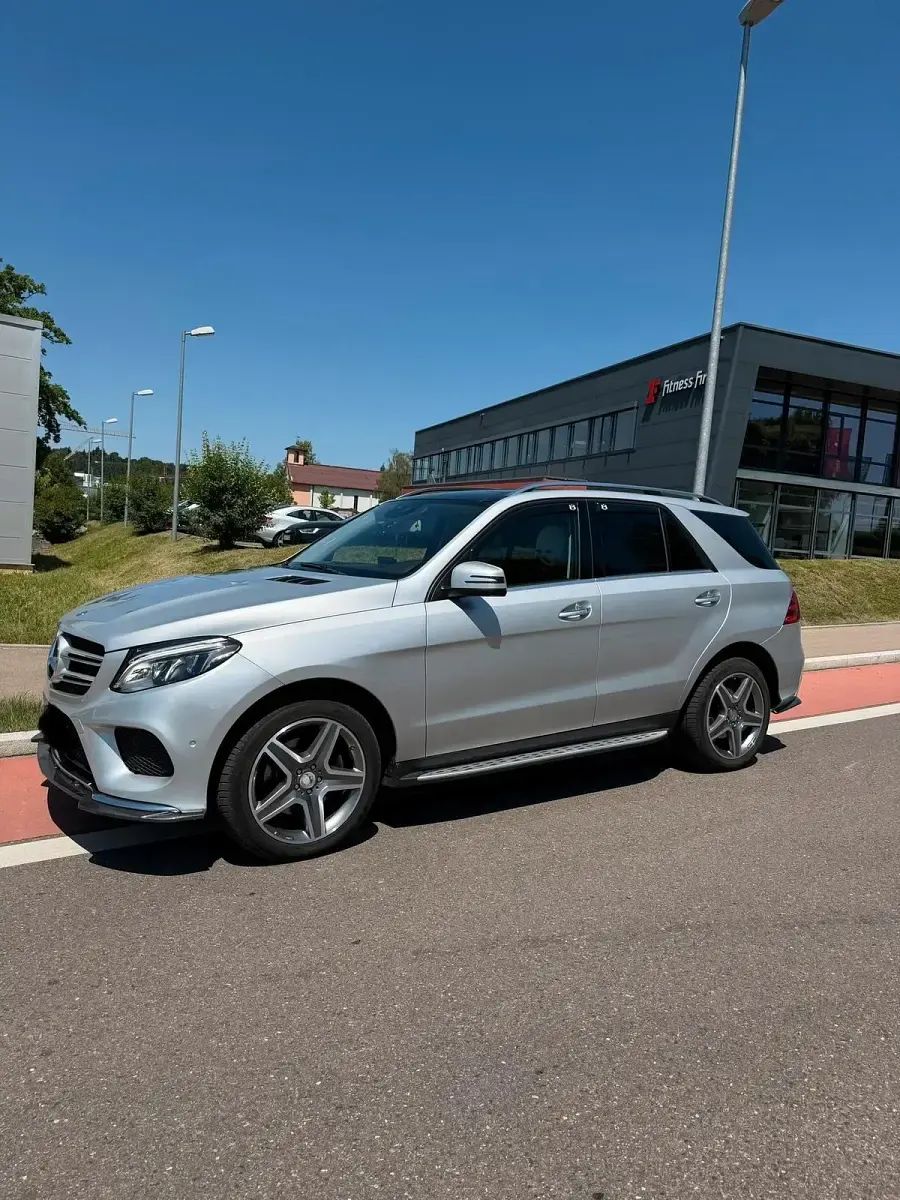Gebraucht Mercedes GLE350 AMG 258 PS (189 kW) 2016 Silber SUV
