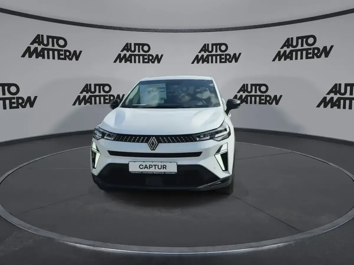 Neu Renault Captur 114 PS (83 kW) 2026 Weiß SUV