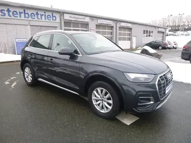 Second-hand Audi Q5 Sport 204 CP (150 kW) 2021 Gri SUV