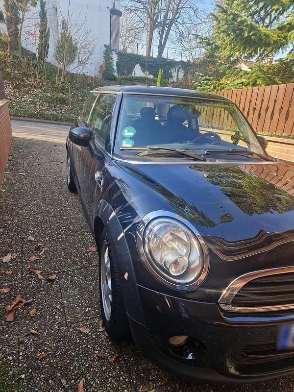 Gebraucht Mini ONE 75 PS (55 kW) 2012 Schwarz Kleinwagen
