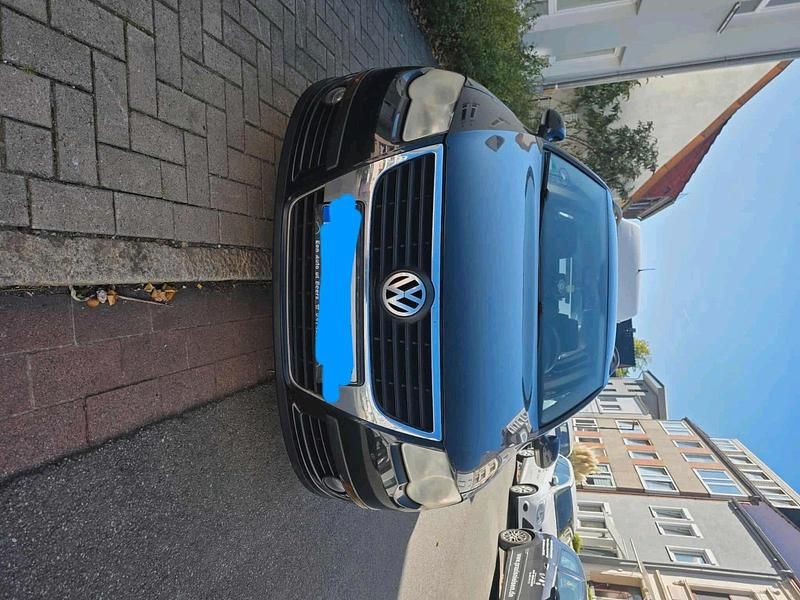 Schwarz Gebraucht 2006 VW Passat Kombi | 2.200 € (Fairer Preis) - Bild 1/4