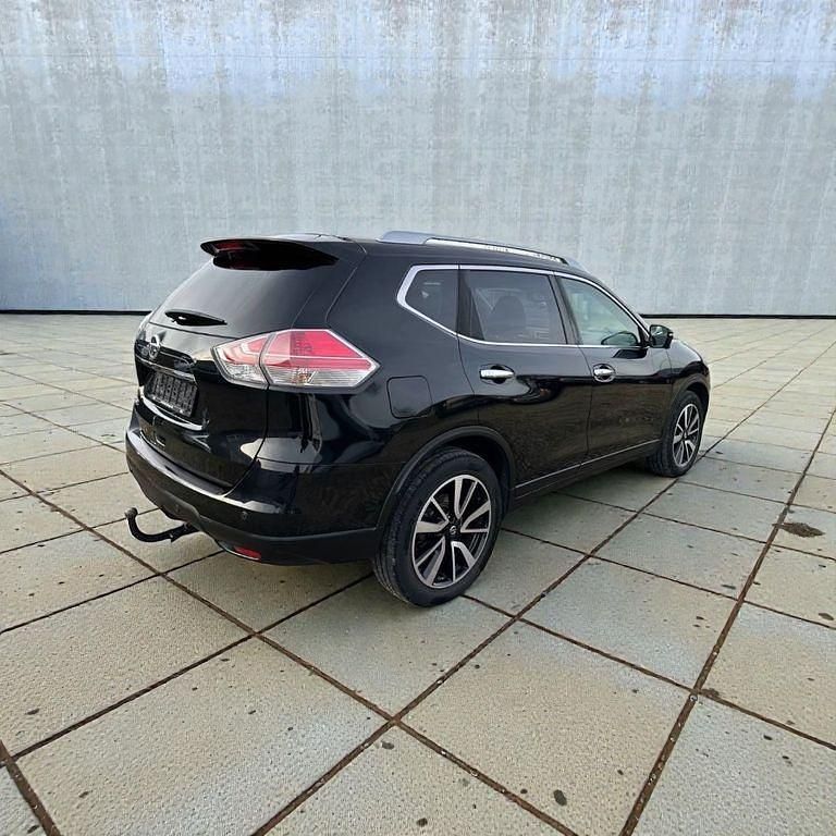 Gebraucht Nissan X-Trail Acenta 131 PS (96 kW) 2016 Black pearl (m) SUV