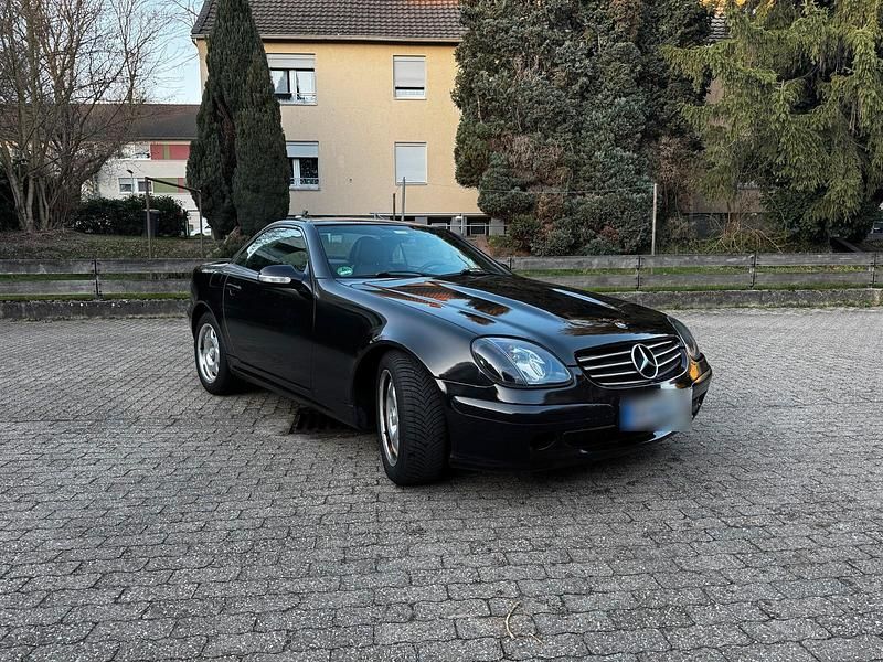 Gebraucht Mercedes SLK200 163 PS (119 kW) 2001 Schwarz Cabrio