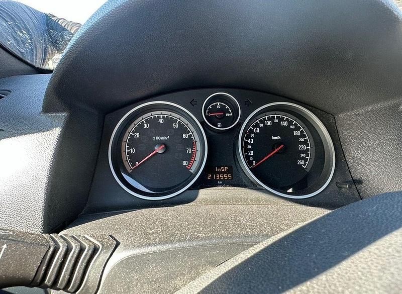 Gebraucht Opel Astra Cabriolet Edition 140 PS (102 kW) 2007 Schwarz Cabrio