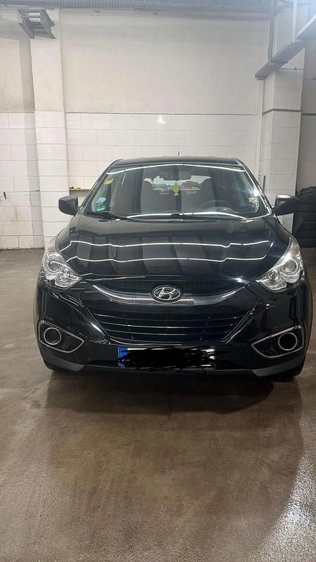 Gebraucht Hyundai ix35 135 PS (99 kW) 2012 Schwarz SUV